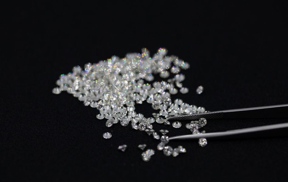 Giá 1 ly kim cương bao nhiêu tiền