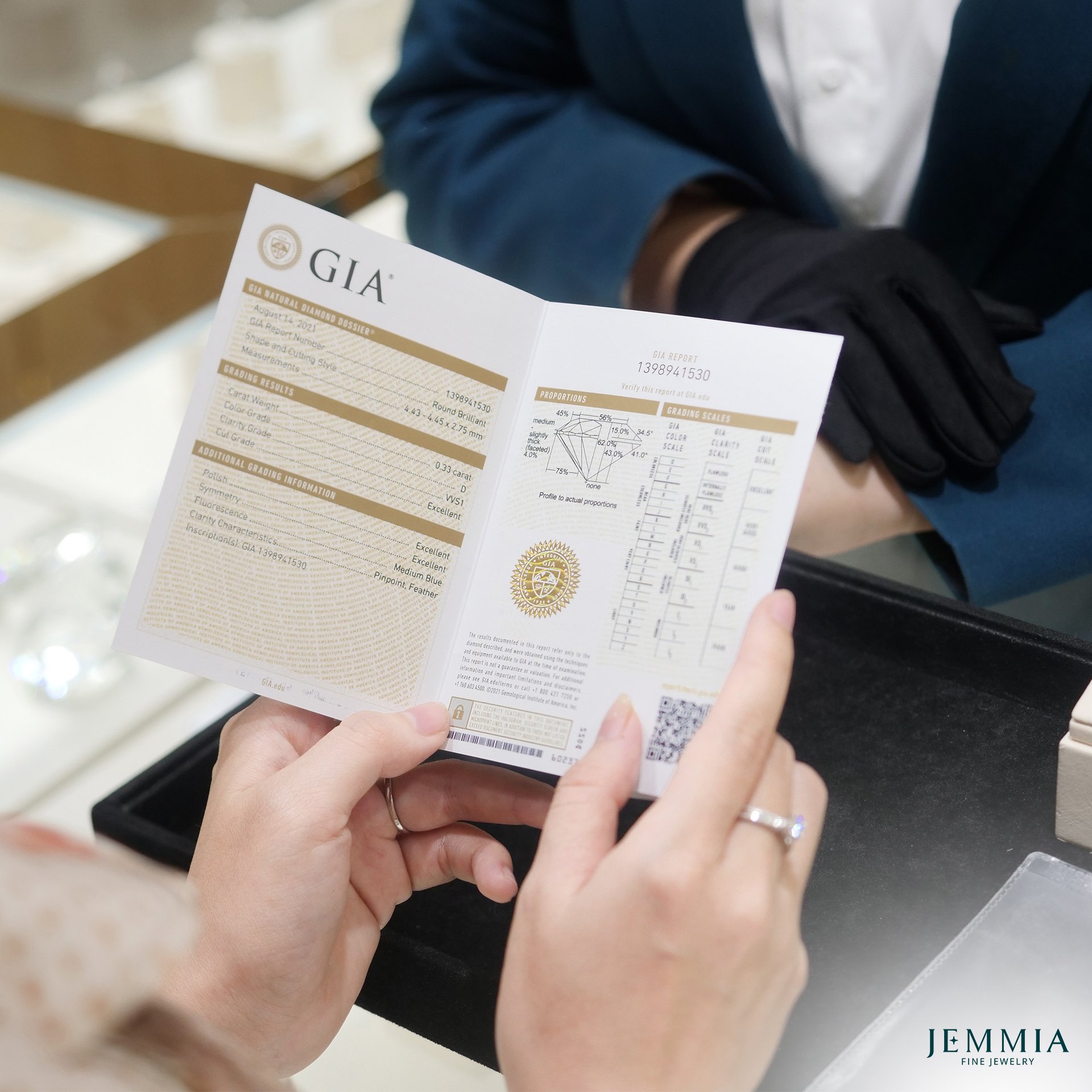 Có Nên Mua Mặt Dây Chuyền Kim Cương Ở Jemmia Diamond?