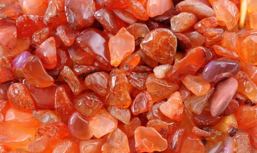 Đặc điểm của đá Canxedon