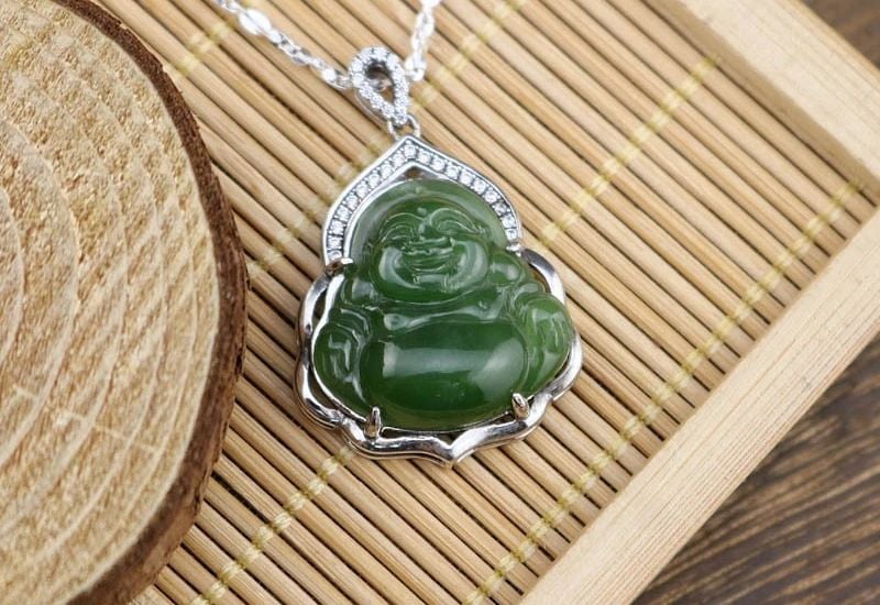 Mặt Phật Di Lặc đá Ngọc Bích