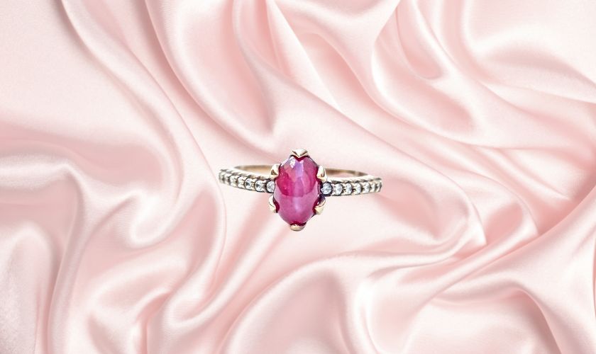 Nhẫn nữ đá Ruby thiên nhiên thanh lịch