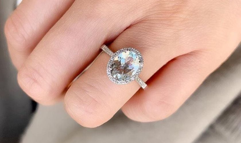 Ý nghĩa của nhẫn đá Aquamarine
