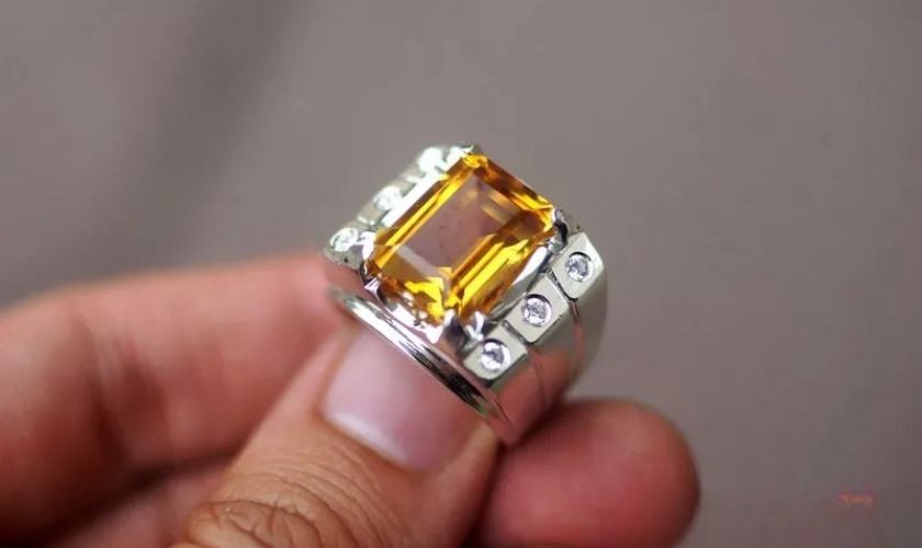 Nhẫn nam đá quý Citrine tinh tế