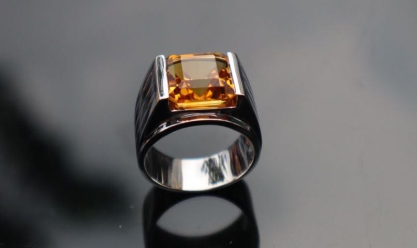Nhẫn nam vàng 18K đính đá Citrine