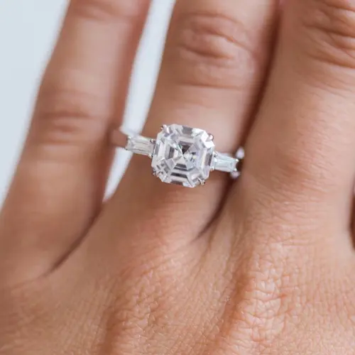 Nhẫn Kim Cương Asscher
