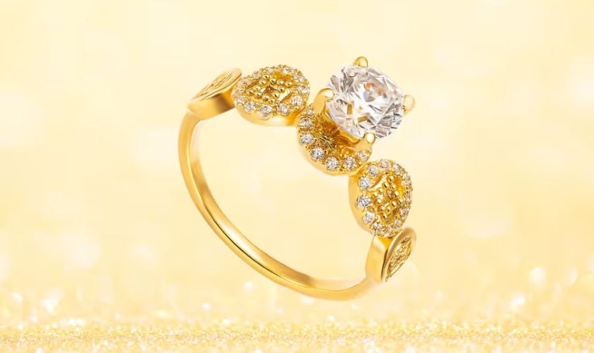 Nhẫn Kim Tiền Vàng Tây Đính Đá Trắng Tinh Khiết