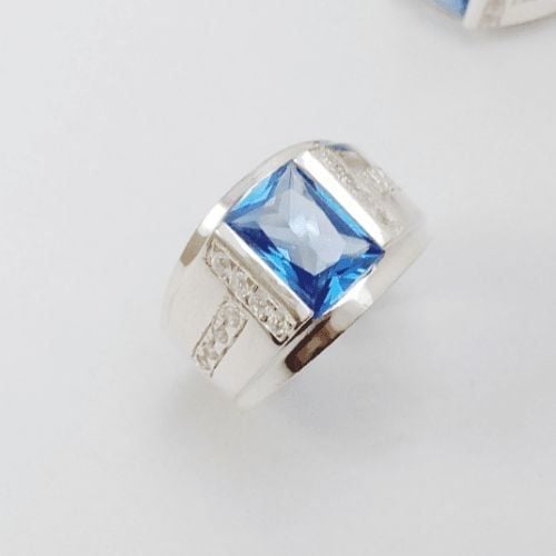 nhẫn nam đá aquamarine