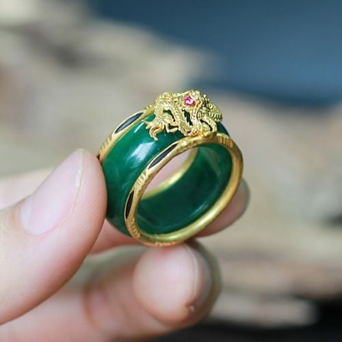 nhẫn ngọc bích nam