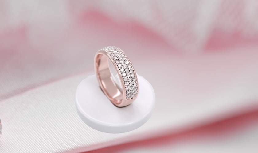 Ý nghĩa của nhẫn vàng hồng nữ