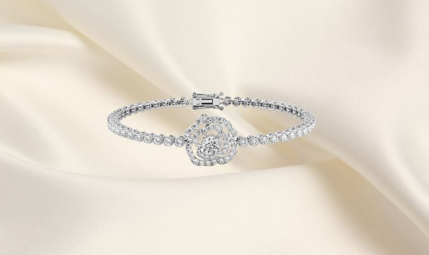 Lắc tay vàng 18K