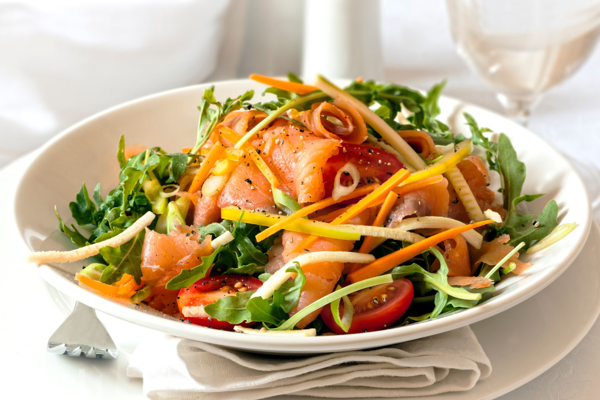 salad cá hồi Na Uy xông khói