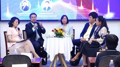 CHUYỂN ĐỔI SỐ VÀ GÓC NHÌN VỀ HƯỚNG CON NGƯỜI TRONG DOANH NGHIỆP