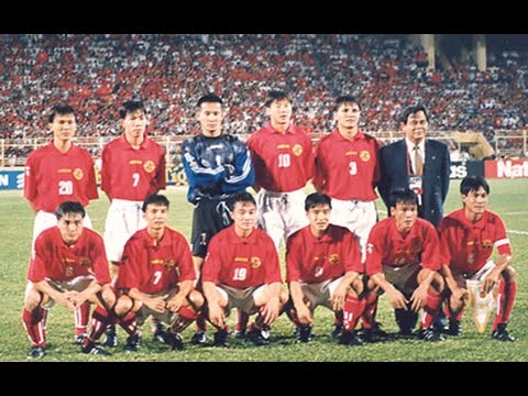 Lịch sử trang phục thi đấu đội tuyển bóng đá Việt Nam