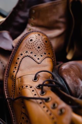 3 Cách giữ giày da của bạn luôn mới