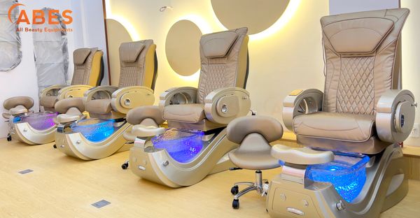 Bàn Giao Combo Ghế Nail Massage & Trọn Bộ Nội Thất Phun Xăm Thẩm Mỹ Tại Quận 1