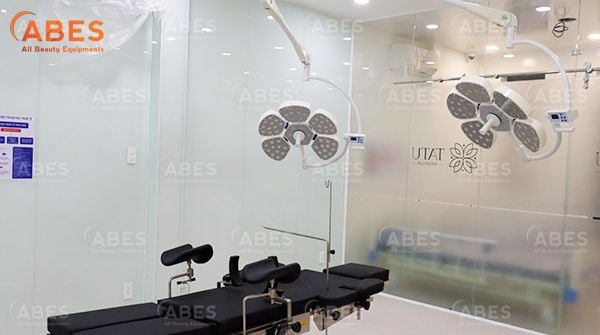 Bàn Giao Đèn Y Tế Tại Tatu Premium, Bình Tân