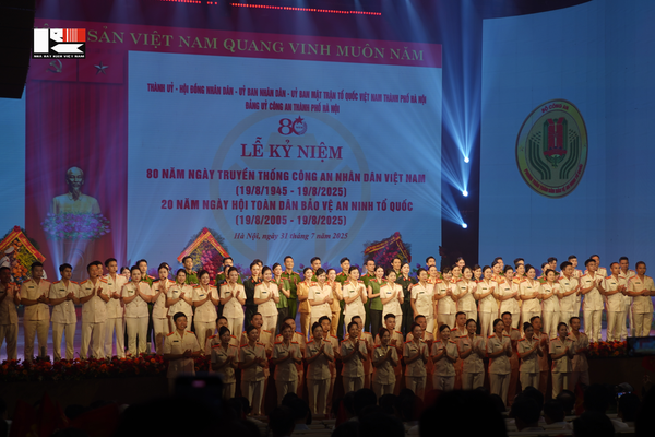 NHÀ HÁT KỊCH VIỆT NAM GÓP MẶT TRONG HAI SỰ KIỆN NGHỆ THUẬT KỶ NIỆM 80 NĂM TRUYỀN THỐNG CÔNG AN NHÂN DÂN