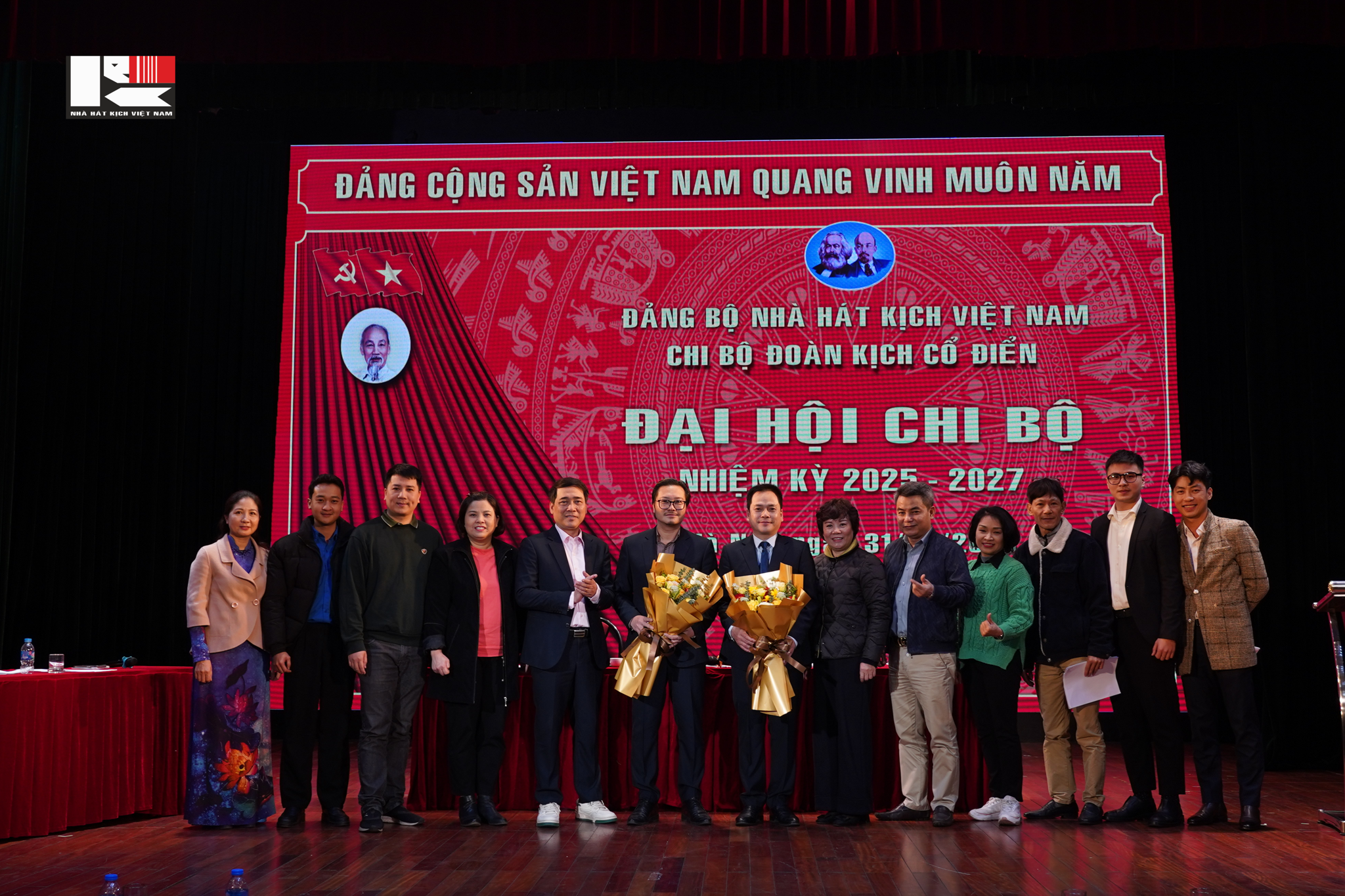 NHÀ HÁT KỊCH VIỆT NAM TỔ CHỨC ĐẠI HỘI CHI BỘ ĐOÀN KỊCH CỔ ĐIỂN