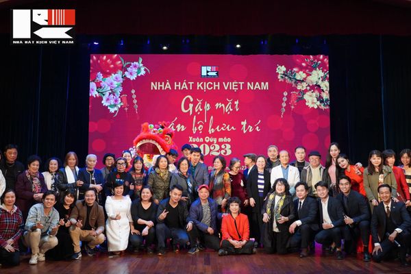 NHÀ HÁT KỊCH VIỆT NAM TỔ CHỨC GẶP MẶT CÁN BỘ HƯU TRÍ XUÂN QUÝ MÃO 2023