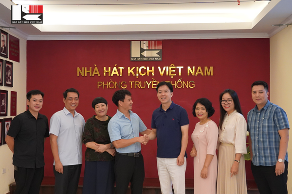 NHÀ HÁT KỊCH VIỆT NAM GẶP GỠ TRUNG TÂM GIAO LƯU VĂN HÓA NHẬT BẢN TẠI VIỆT NAM