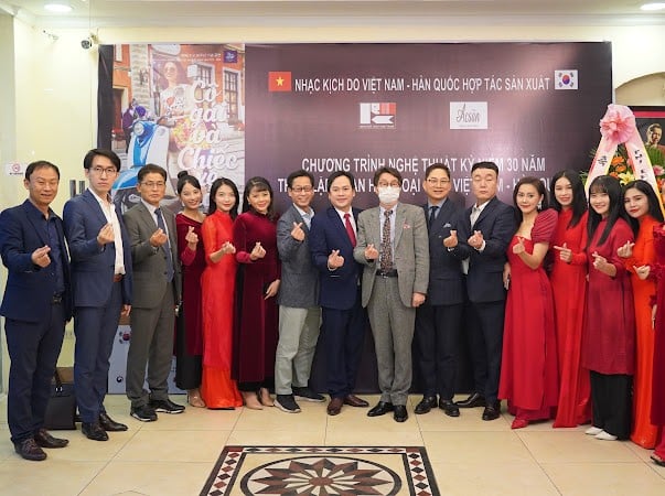 Nhà hát kịch Việt Nam biểu diễn kỷ niệm 30 năm quan hệ Việt Nam-Hàn Quốc