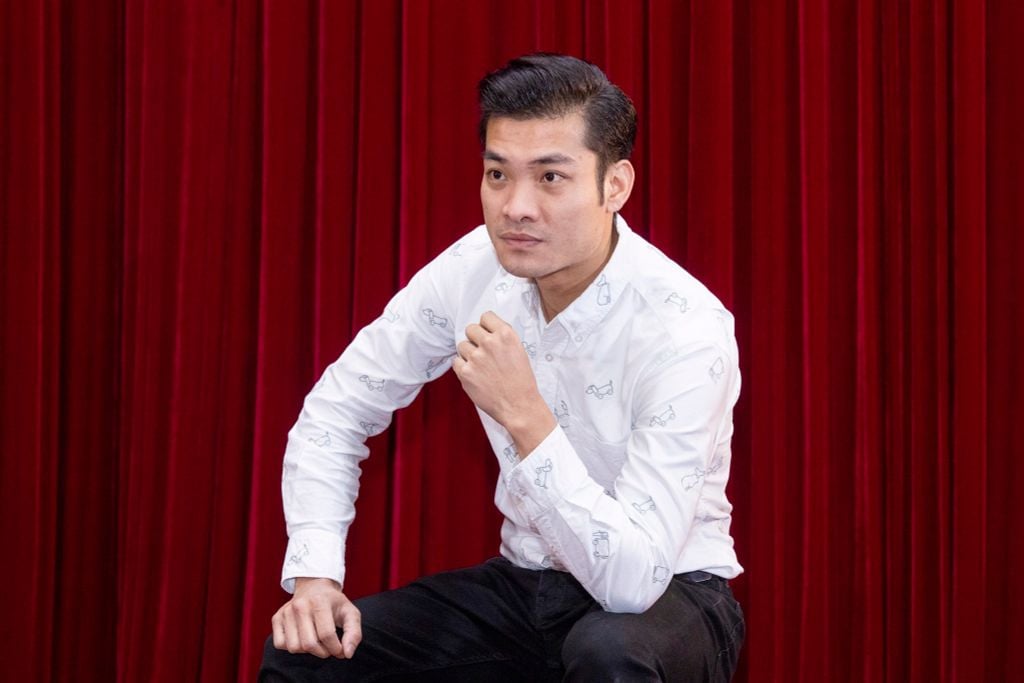 NGHỆ SĨ TUẤN VŨ