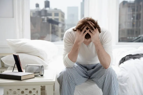 COVID-19 có thể gây rối loạn cương dương ở nam giới trong bao lâu?