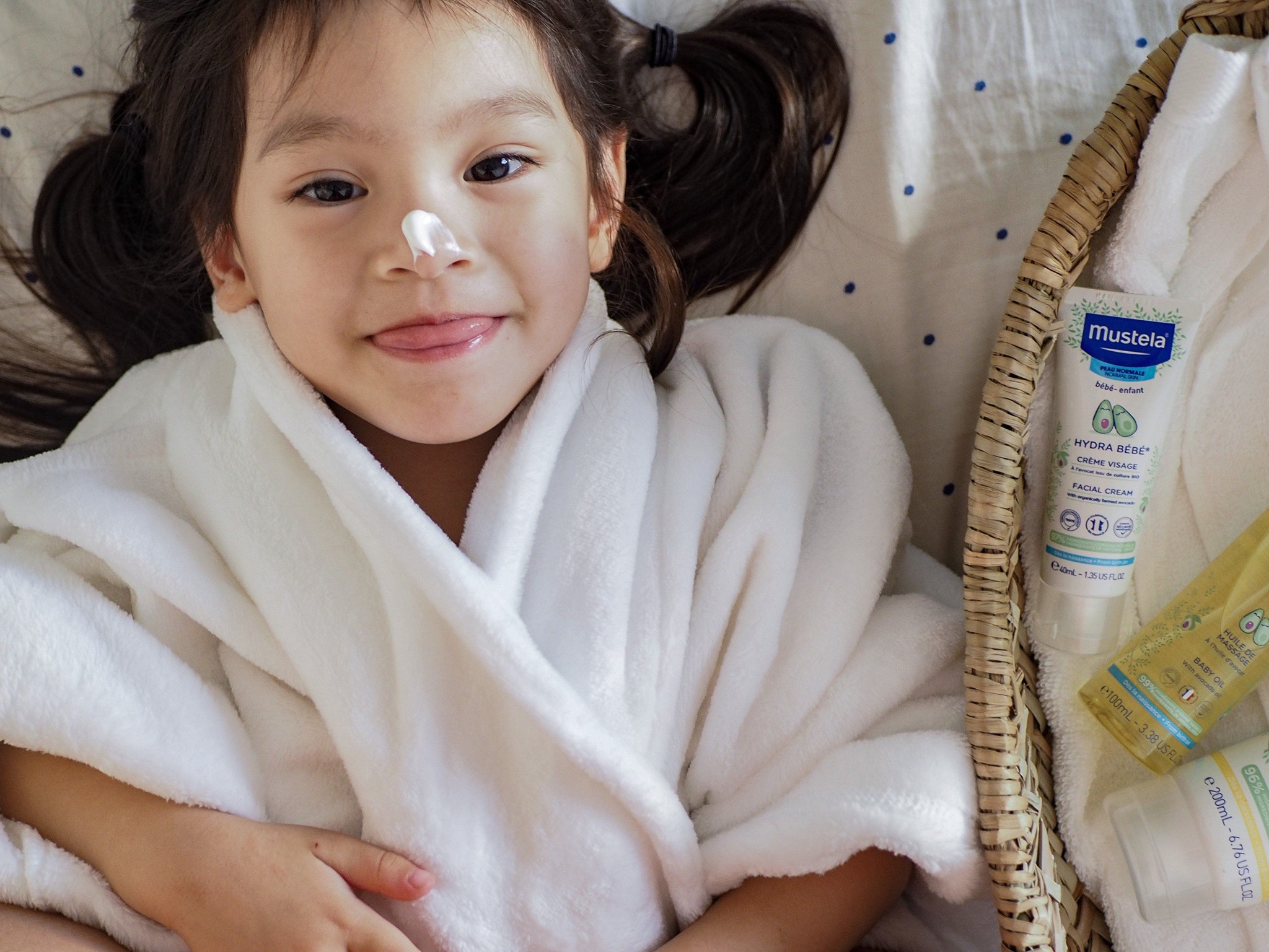 Tiêu chí chọn kem dưỡng ẩm cho trẻ sơ sinh bị chàm sữa