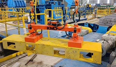 Cầu trục quay 1 tấn sử dụng mâm từ
