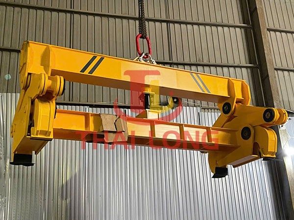Càng gắp phôi thép 20 tấn