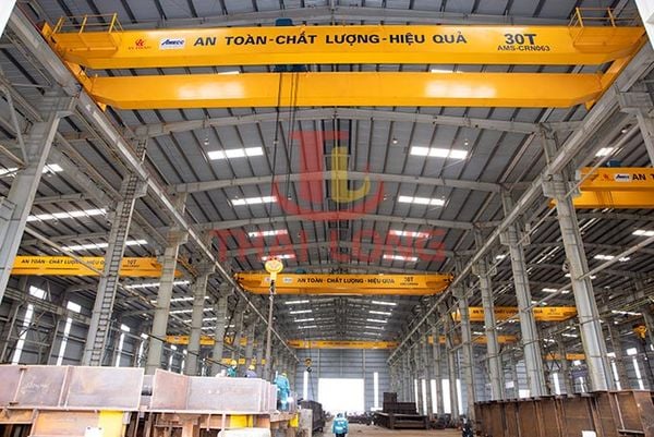 cầu trục 30 tấn dầm đôi ở Hải Phòng
