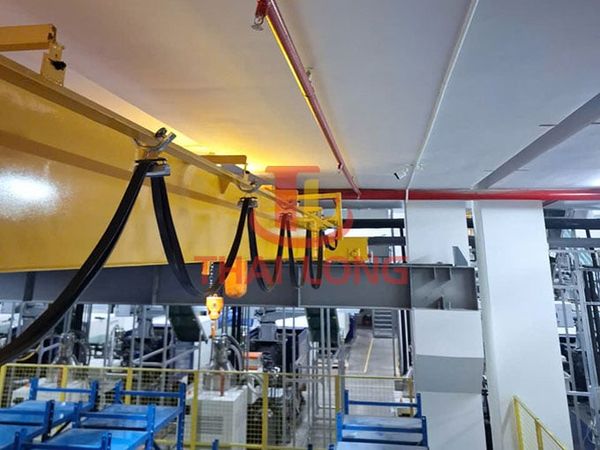 cầu trục 5 tấn dầm đôi khẩu độ 10m2