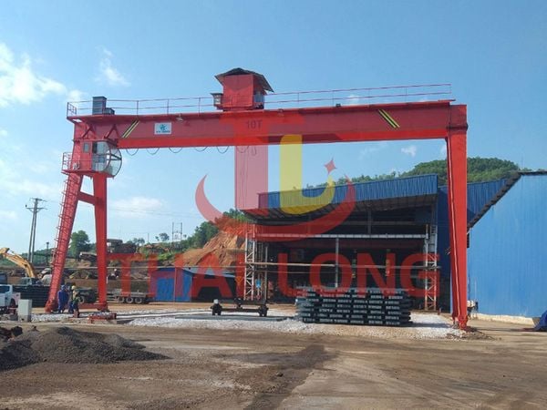 cổng trục 10 tấn dầm đôi khẩu độ 24m5