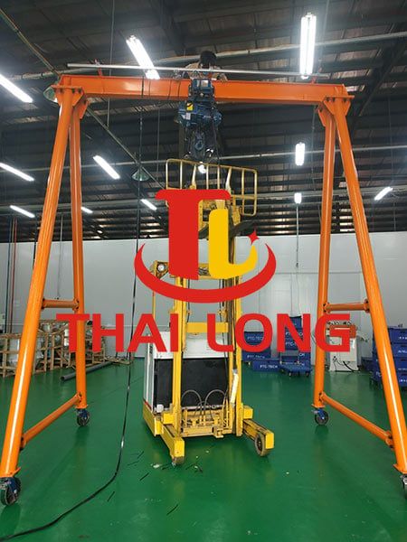 cổng trục đẩy tay 1 tấn