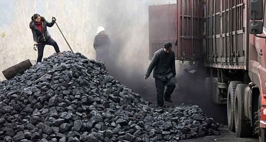 Khai thác và sản xuất than đá