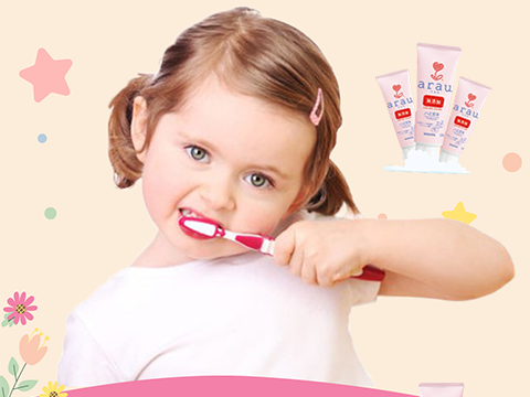 Vì sao mẹ nên chọn kem đánh răng arau. cho bé từ 2 tuổi?