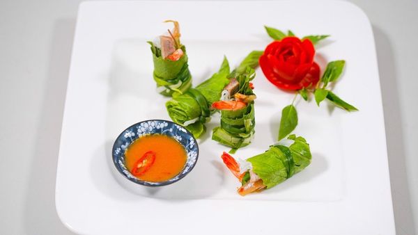 Ăn ngon giữ dáng với Cuốn diếp mắm Xứ Gò