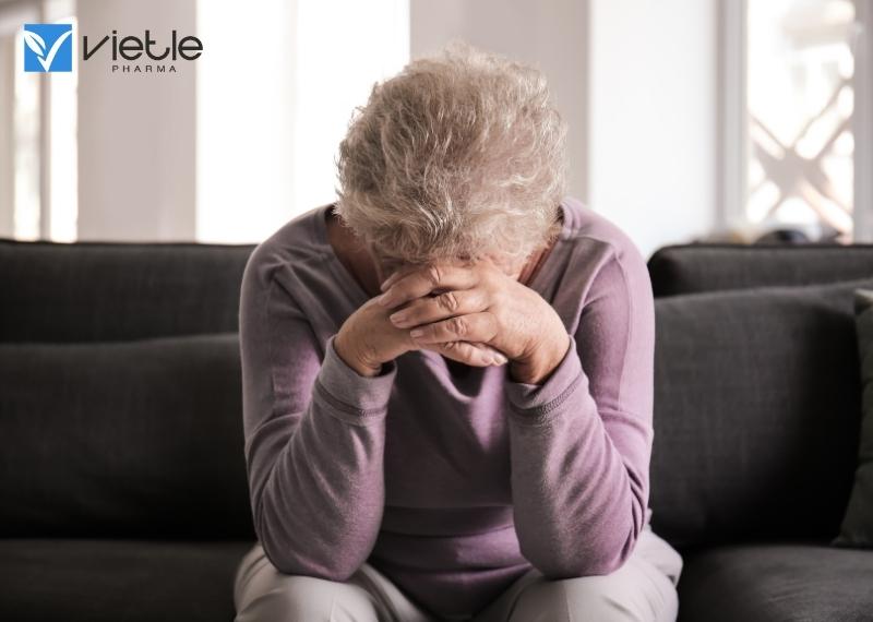 rối loạn tâm thần tuổi già nguy hiểm ra sao?