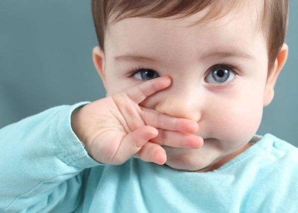 Trẻ bị viêm đường hô hấp cần xử trí thế nào