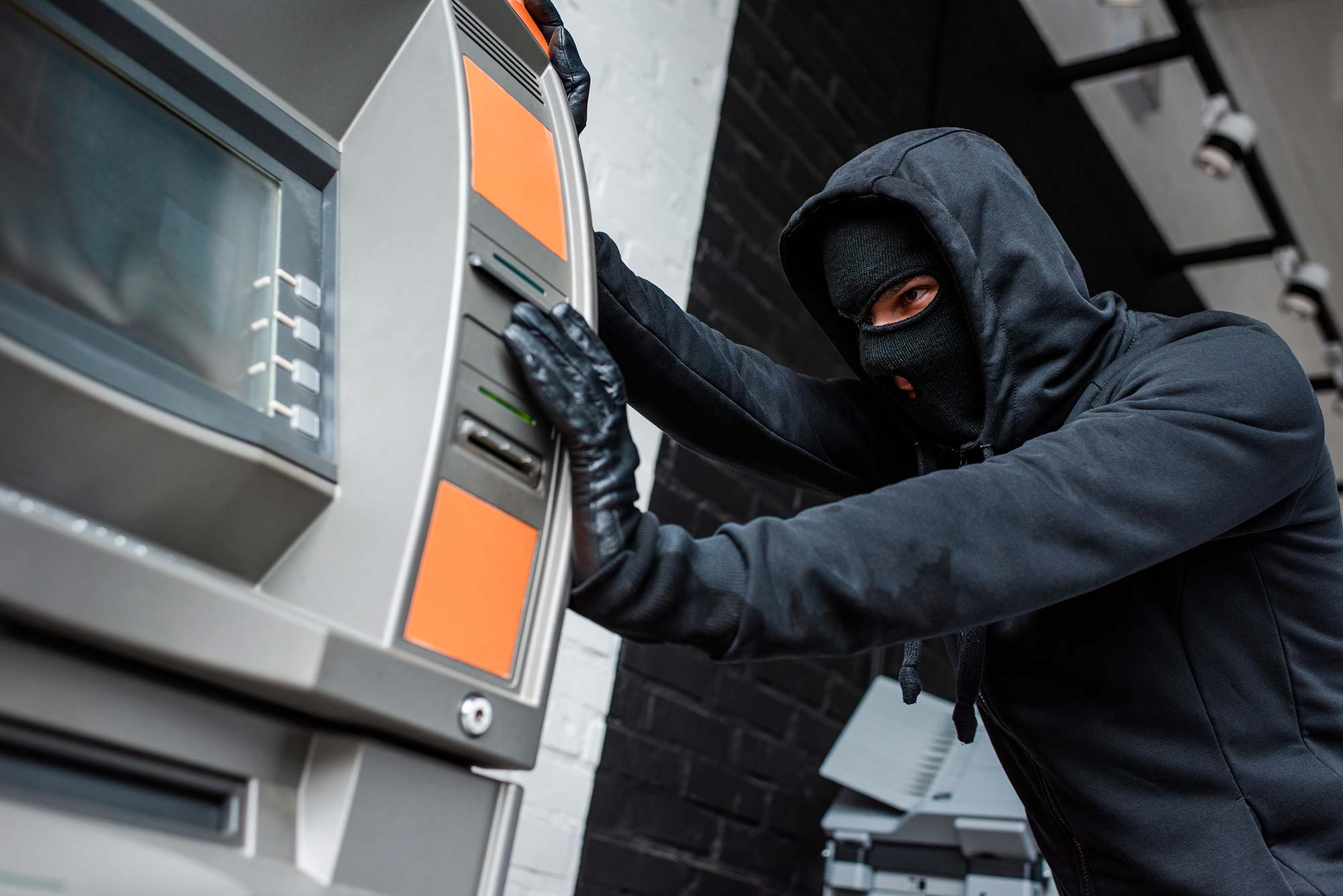 13 biện pháp tăng cường an ninh hệ thống ATM ngân hàng