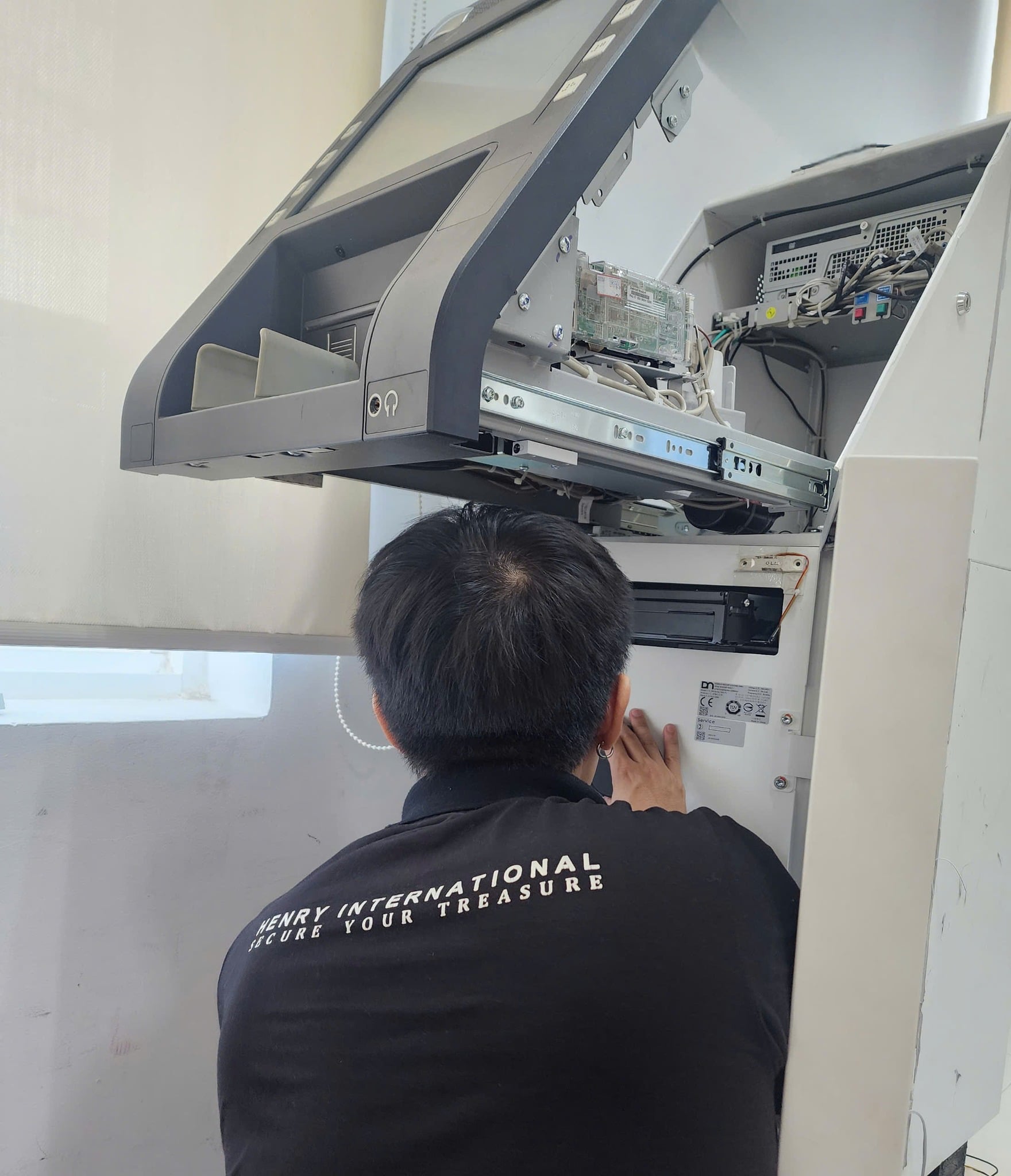 Dịch vụ hỗ trợ triển khai hệ thống thiết bị an ninh chính hãng