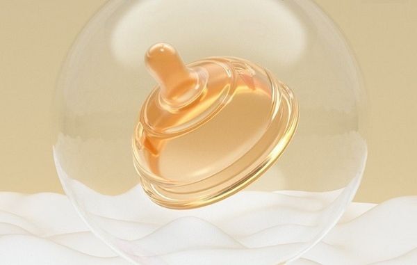 Núm ti của bình sữa Kamidi được làm từ silicone cao cấp