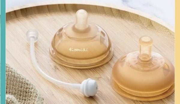 Ống hút 360 độ giúp bé uống sữa thoải mái ở mọi tư thế
