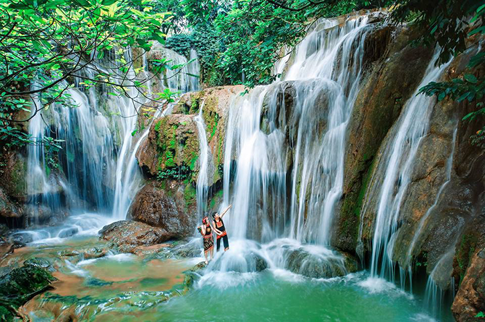 Top các thác nước đẹp hoang sơ ít người biết đến gần Hà Nội ...