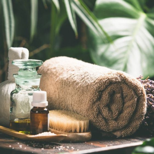 Massage tinh dầu, bạn đã thử chưa?