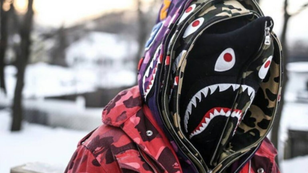 Nike kiện Bape: Phải chăng Bape thực sự sao chép thiết kế sneaker? Hinh anh 2: Nike kien Bape: Phai chang Bape thuc su sao chep thiet ke sneaker?