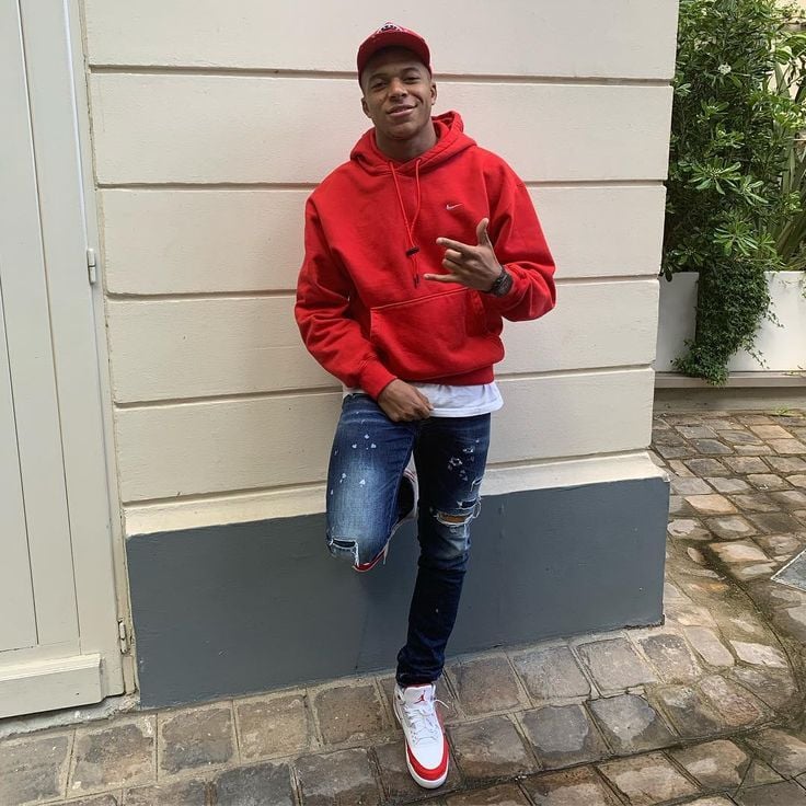 Hinh anh 4: Top 10 cau thu bong da co niem dam me manh liet voi giay sneakers