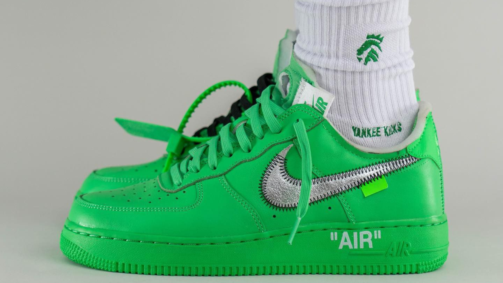 Hinh anh 6: Diem mat nhung mau giay dinh dam va dat do bac nhat gioi Sneaker 2022