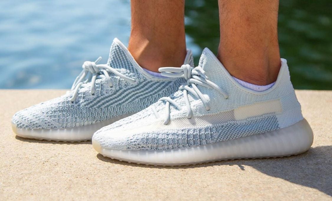 Hinh anh 2: Top 7 phien ban giay Yeezy tuyet voi nhat cho ban nu trong dip Giang Sinh nam nay