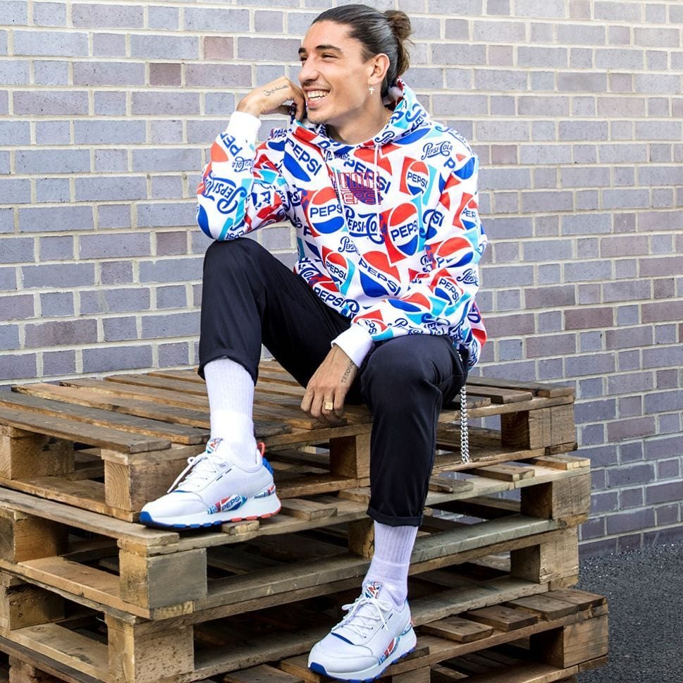 Hinh anh 7: Top 10 cau thu bong da co niem dam me manh liet voi giay sneakers